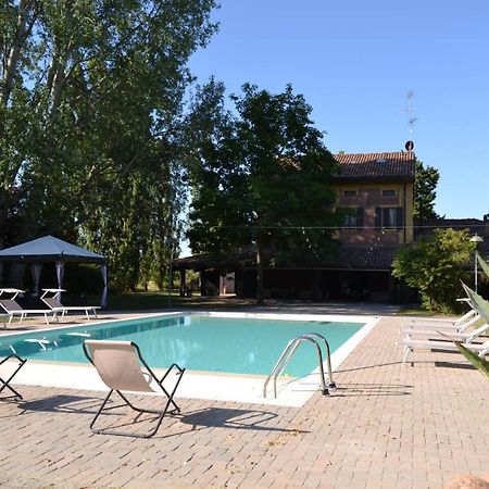 La Locanda Nel Frutteto Rovereto sulla Secchia Exteriör bild