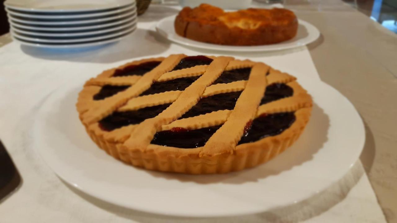 La Locanda Nel Frutteto Rovereto sulla Secchia Exteriör bild